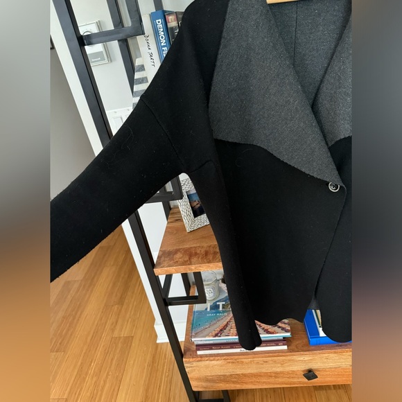 Wool blend shaket size M - Picture 2 of 5